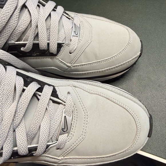 Nike Air Max LTD 3Light Gray and Black Sneakers - Picture 7 of 7